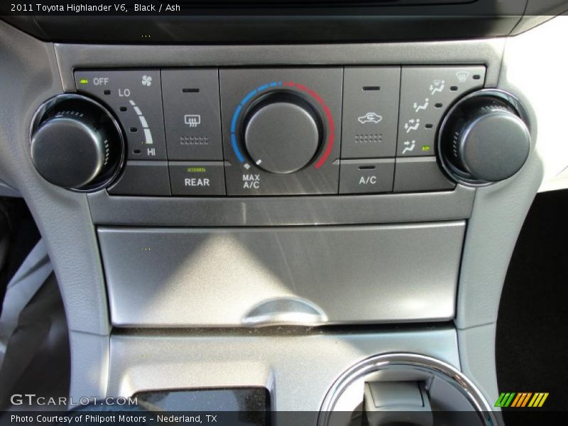 Black / Ash 2011 Toyota Highlander V6