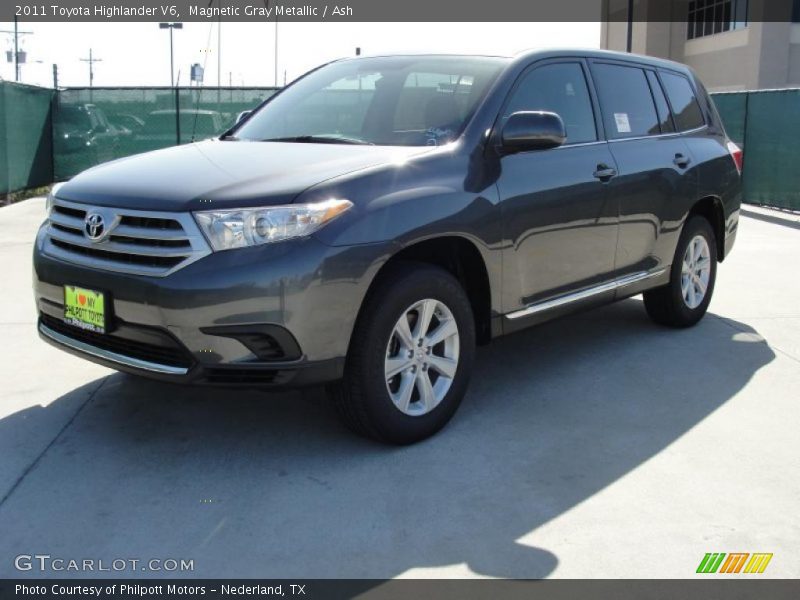 Magnetic Gray Metallic / Ash 2011 Toyota Highlander V6