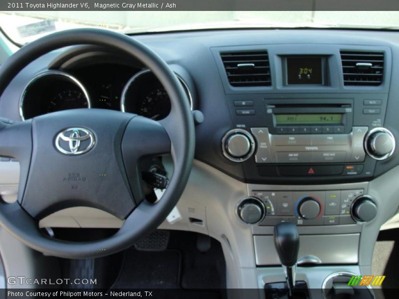 Magnetic Gray Metallic / Ash 2011 Toyota Highlander V6