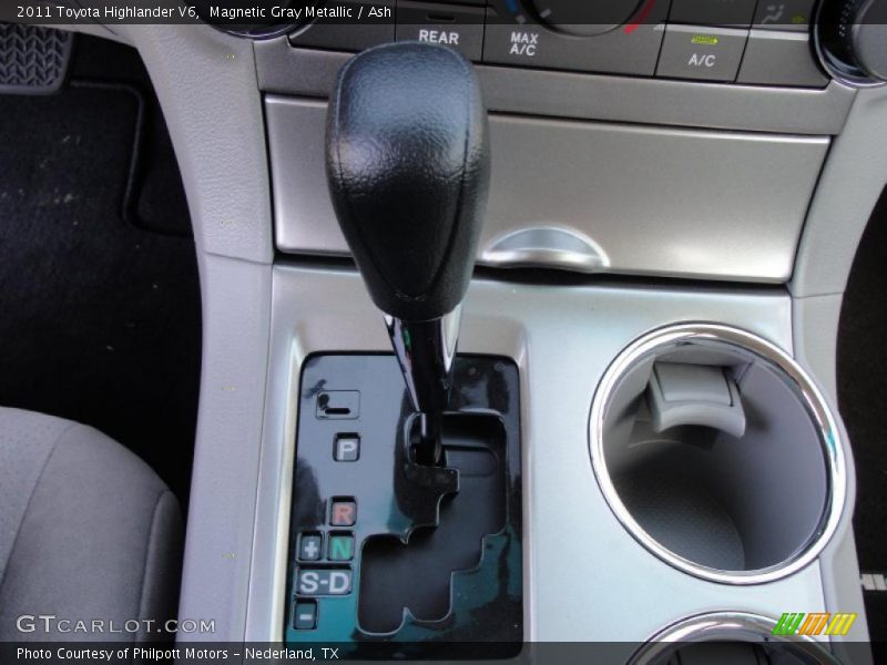 Magnetic Gray Metallic / Ash 2011 Toyota Highlander V6