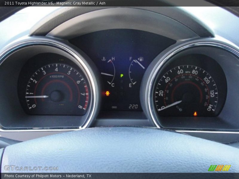 Magnetic Gray Metallic / Ash 2011 Toyota Highlander V6