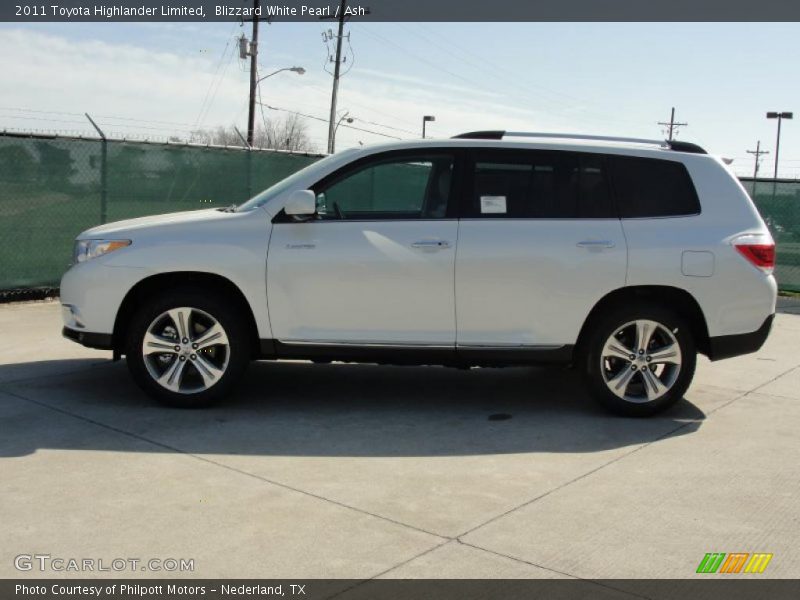 Blizzard White Pearl / Ash 2011 Toyota Highlander Limited