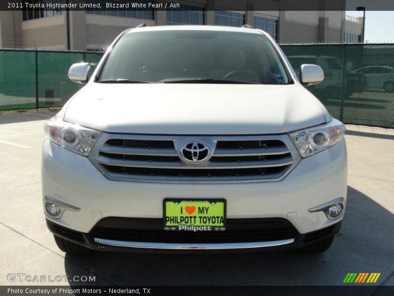 Blizzard White Pearl / Ash 2011 Toyota Highlander Limited