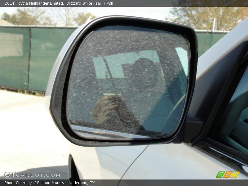 Blizzard White Pearl / Ash 2011 Toyota Highlander Limited