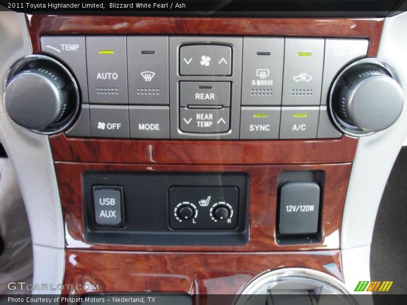 Blizzard White Pearl / Ash 2011 Toyota Highlander Limited