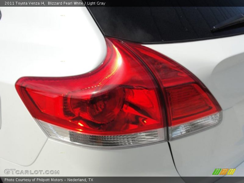 Blizzard Pearl White / Light Gray 2011 Toyota Venza I4