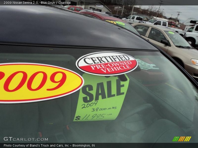 Blue Onyx / Charcoal 2009 Nissan Sentra 2.0