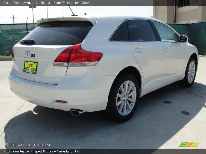Blizzard Pearl White / Light Gray 2011 Toyota Venza I4