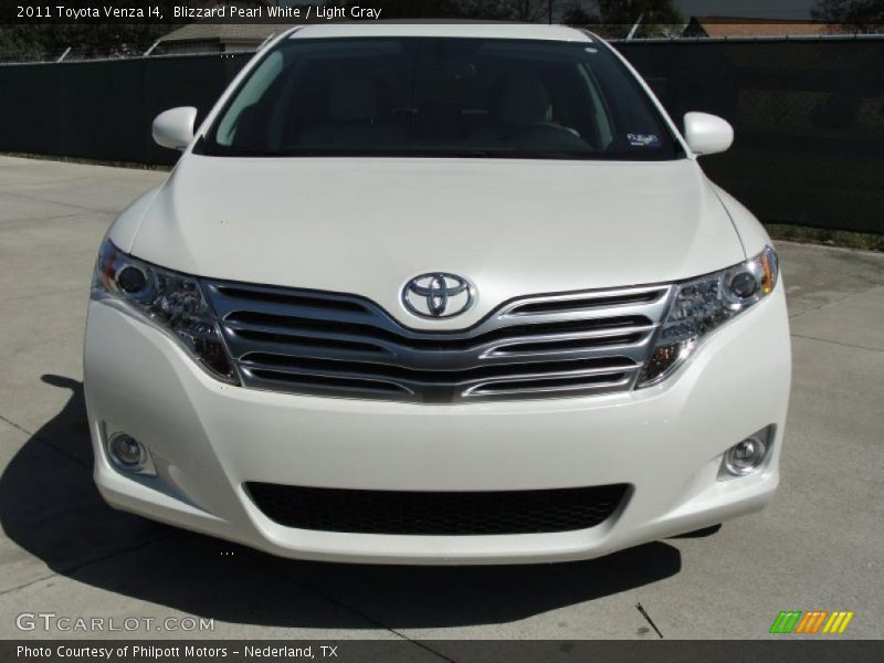 Blizzard Pearl White / Light Gray 2011 Toyota Venza I4
