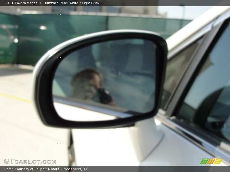 Blizzard Pearl White / Light Gray 2011 Toyota Venza I4