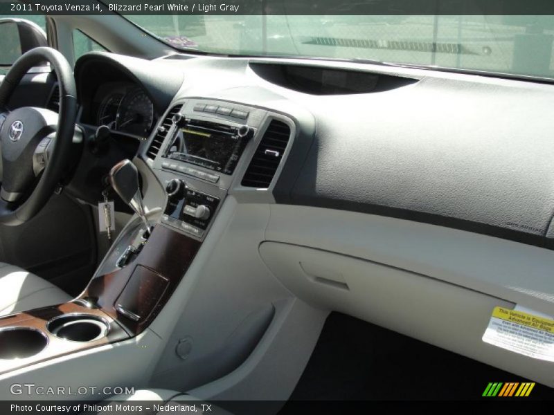 Blizzard Pearl White / Light Gray 2011 Toyota Venza I4