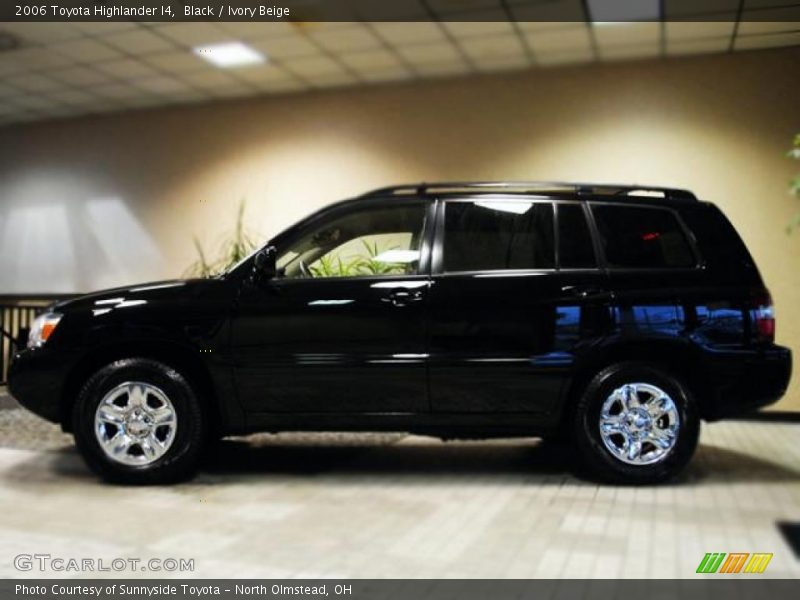 Black / Ivory Beige 2006 Toyota Highlander I4