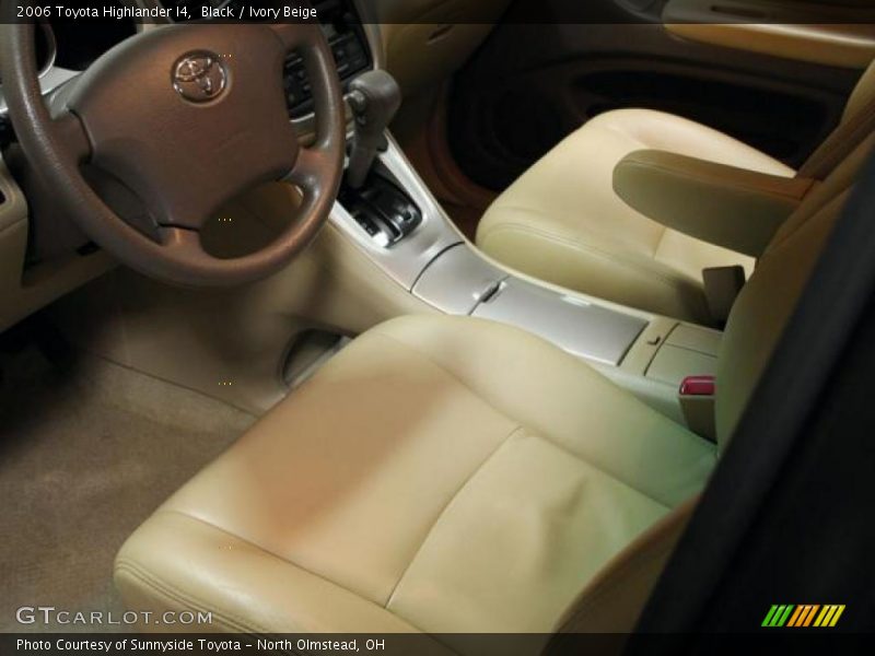 Black / Ivory Beige 2006 Toyota Highlander I4