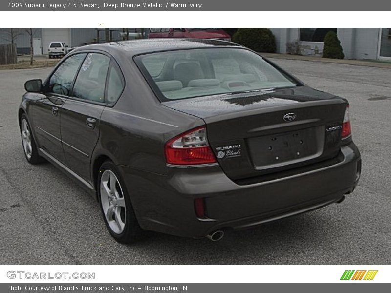 Deep Bronze Metallic / Warm Ivory 2009 Subaru Legacy 2.5i Sedan