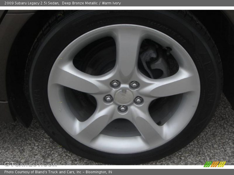 Deep Bronze Metallic / Warm Ivory 2009 Subaru Legacy 2.5i Sedan