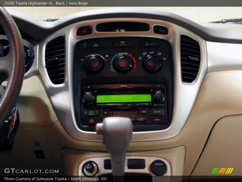 Black / Ivory Beige 2006 Toyota Highlander I4