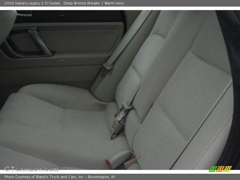 Deep Bronze Metallic / Warm Ivory 2009 Subaru Legacy 2.5i Sedan