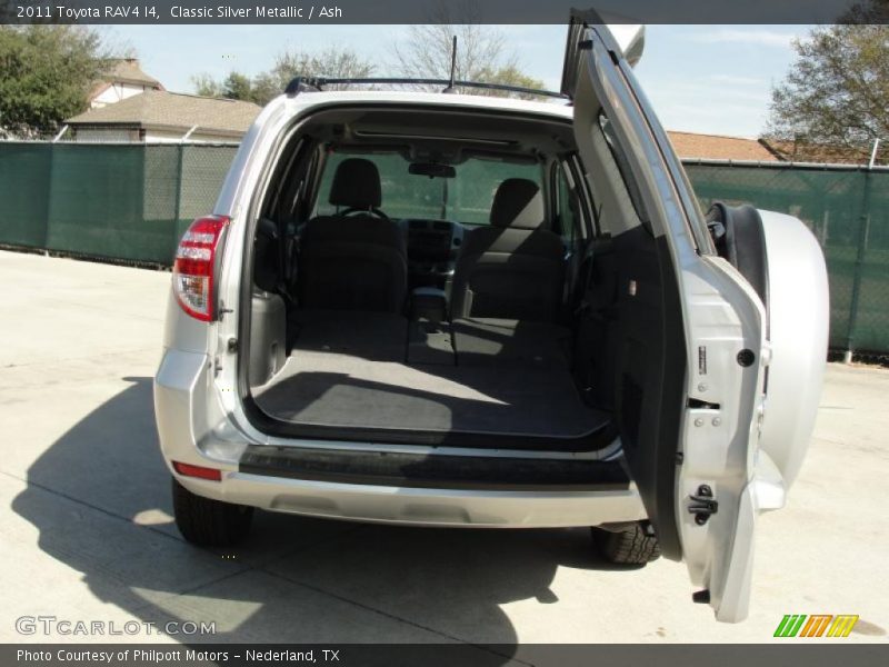 Classic Silver Metallic / Ash 2011 Toyota RAV4 I4