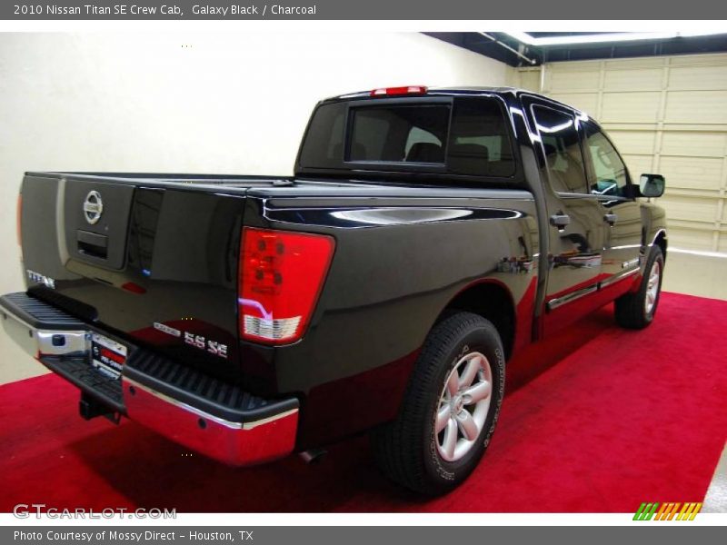 Galaxy Black / Charcoal 2010 Nissan Titan SE Crew Cab