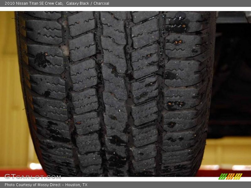 Galaxy Black / Charcoal 2010 Nissan Titan SE Crew Cab