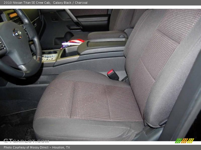 Galaxy Black / Charcoal 2010 Nissan Titan SE Crew Cab