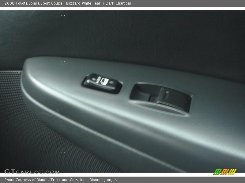 Blizzard White Pearl / Dark Charcoal 2008 Toyota Solara Sport Coupe