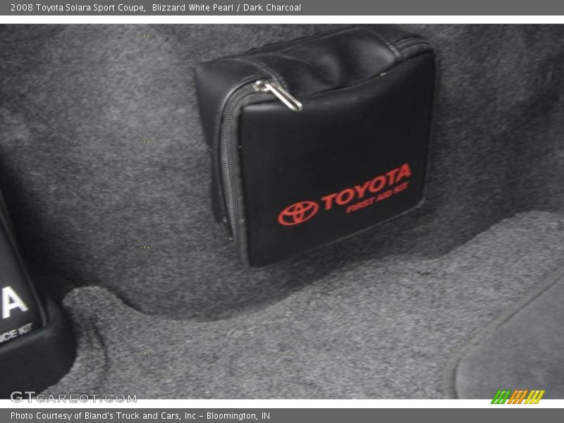 Blizzard White Pearl / Dark Charcoal 2008 Toyota Solara Sport Coupe