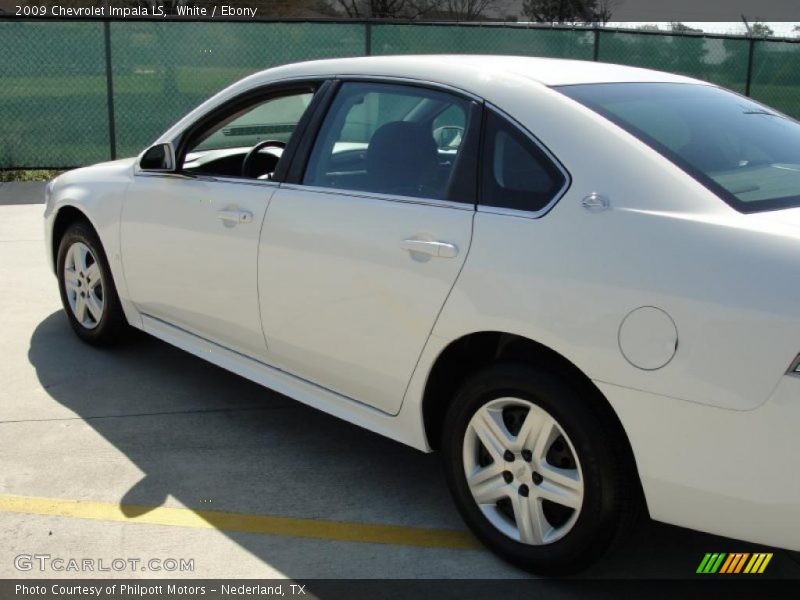 White / Ebony 2009 Chevrolet Impala LS