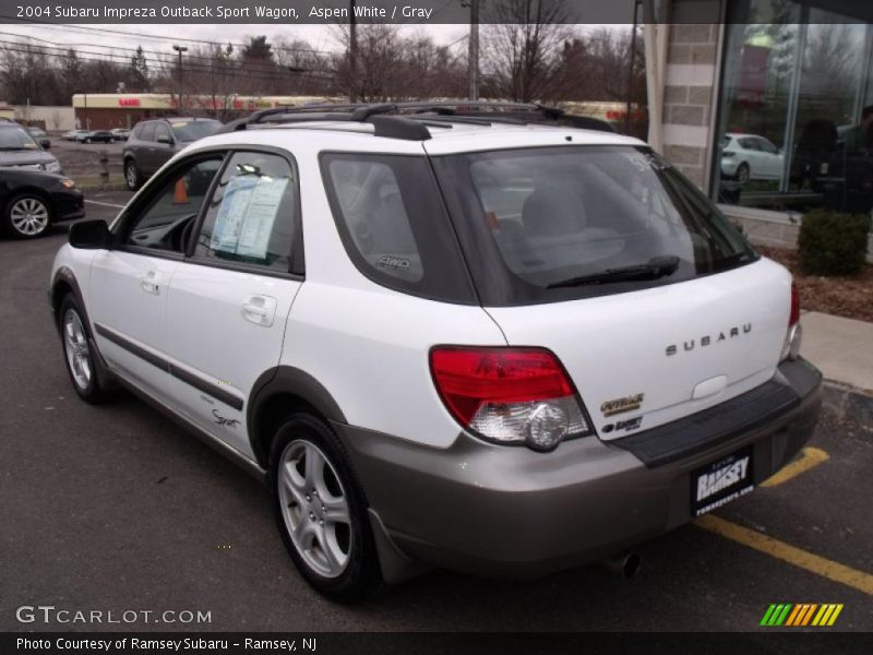 Aspen White / Gray 2004 Subaru Impreza Outback Sport Wagon