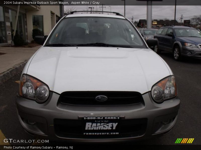 Aspen White / Gray 2004 Subaru Impreza Outback Sport Wagon
