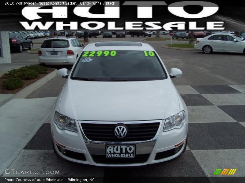 Candy White / Black 2010 Volkswagen Passat Komfort Sedan