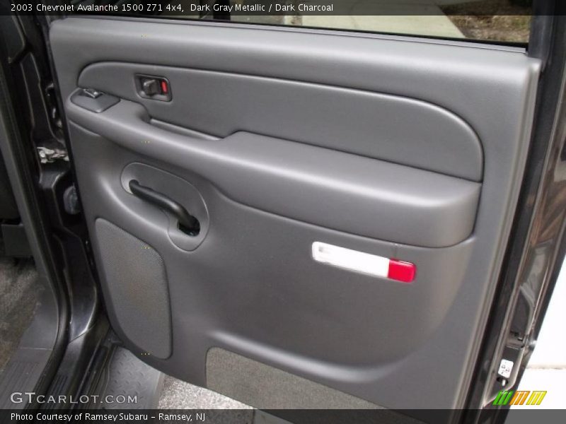 Dark Gray Metallic / Dark Charcoal 2003 Chevrolet Avalanche 1500 Z71 4x4