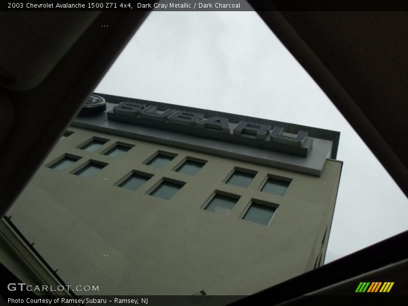 Dark Gray Metallic / Dark Charcoal 2003 Chevrolet Avalanche 1500 Z71 4x4