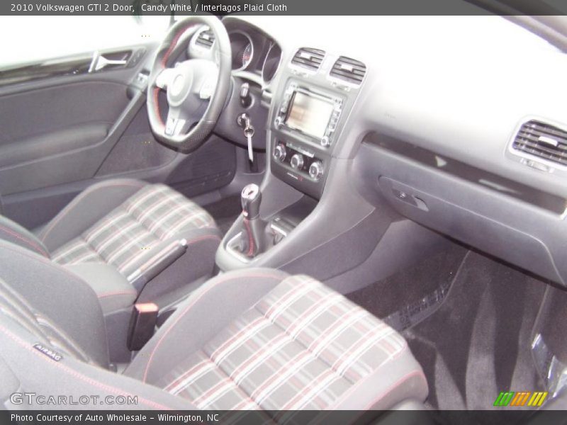 Candy White / Interlagos Plaid Cloth 2010 Volkswagen GTI 2 Door