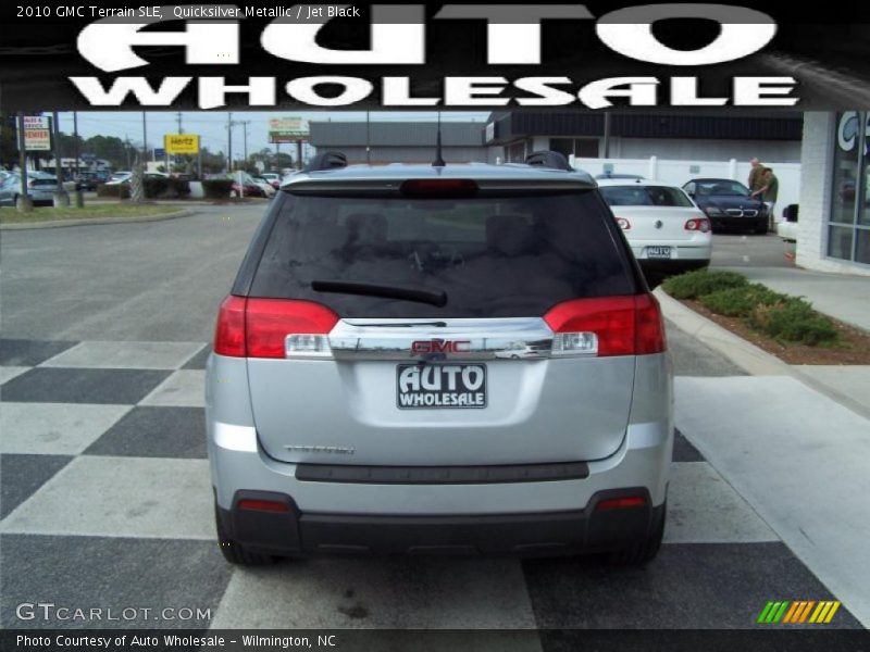 Quicksilver Metallic / Jet Black 2010 GMC Terrain SLE
