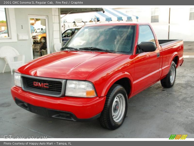 Front 3/4 View of 2001 Sonoma SL Regular Cab