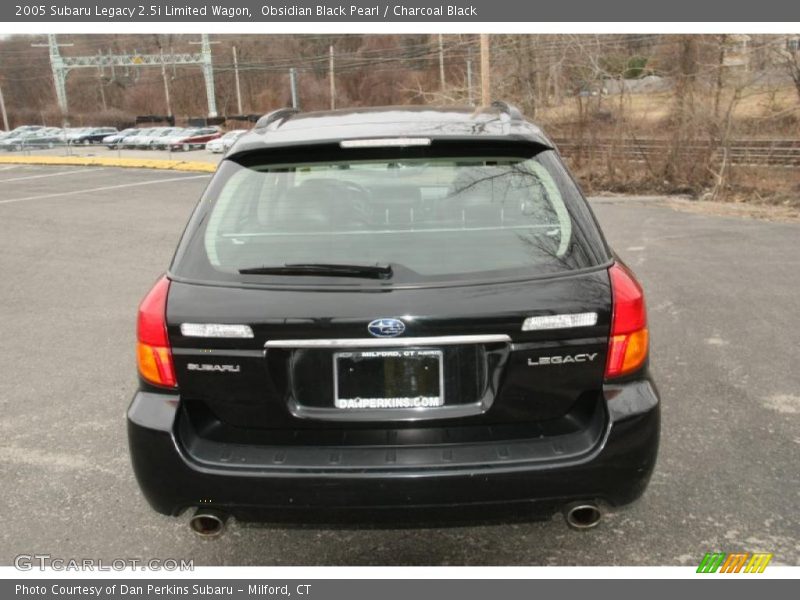 Obsidian Black Pearl / Charcoal Black 2005 Subaru Legacy 2.5i Limited Wagon