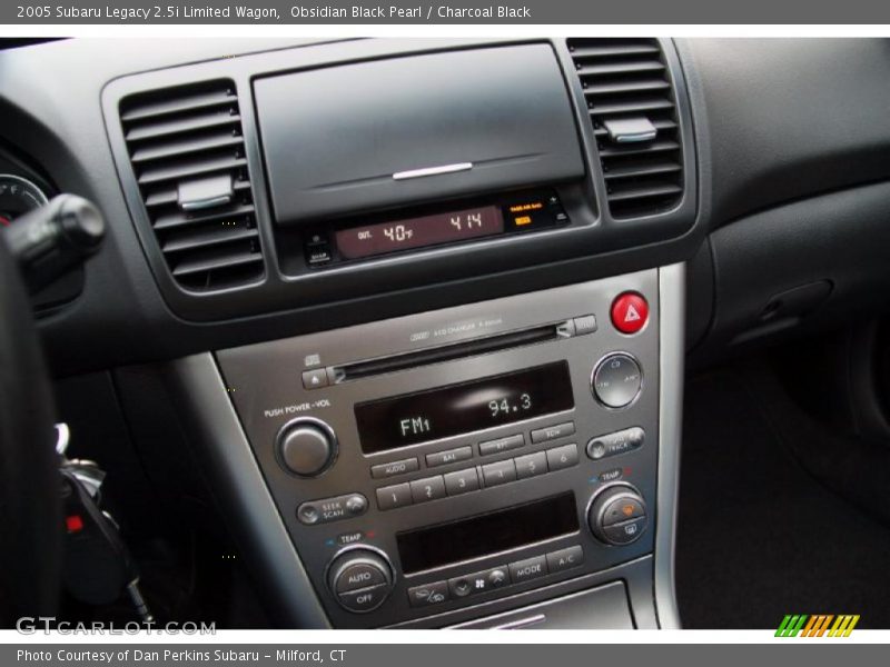 Obsidian Black Pearl / Charcoal Black 2005 Subaru Legacy 2.5i Limited Wagon