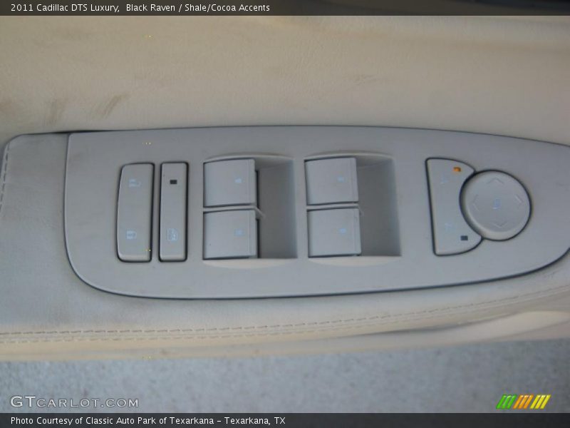 Black Raven / Shale/Cocoa Accents 2011 Cadillac DTS Luxury