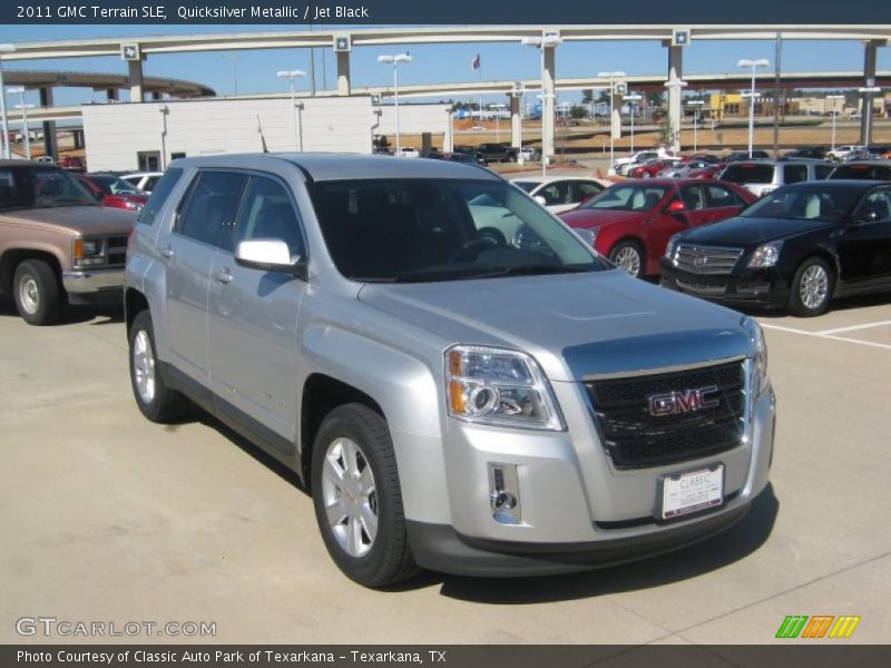 Quicksilver Metallic / Jet Black 2011 GMC Terrain SLE