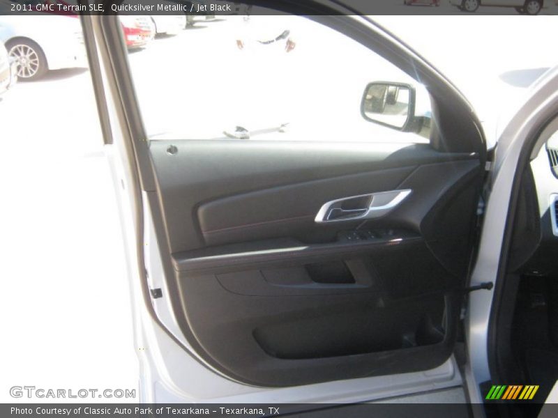 Quicksilver Metallic / Jet Black 2011 GMC Terrain SLE