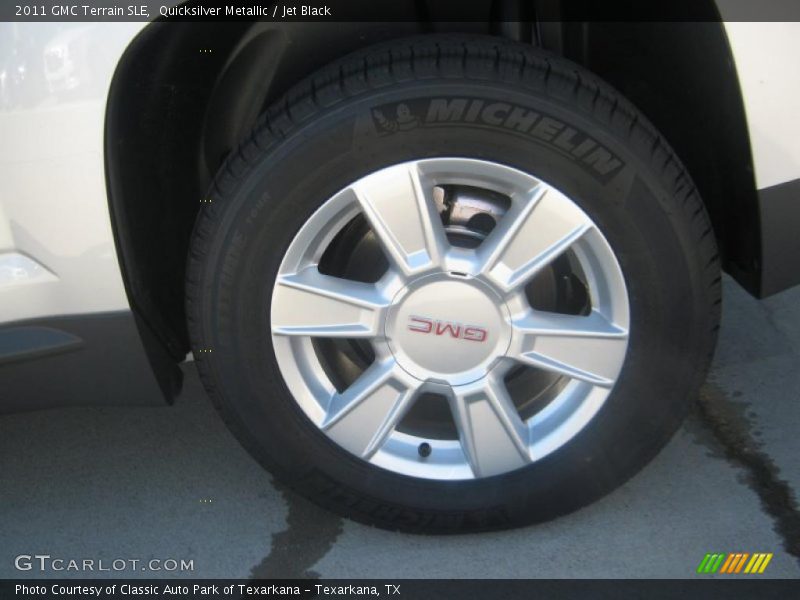 Quicksilver Metallic / Jet Black 2011 GMC Terrain SLE