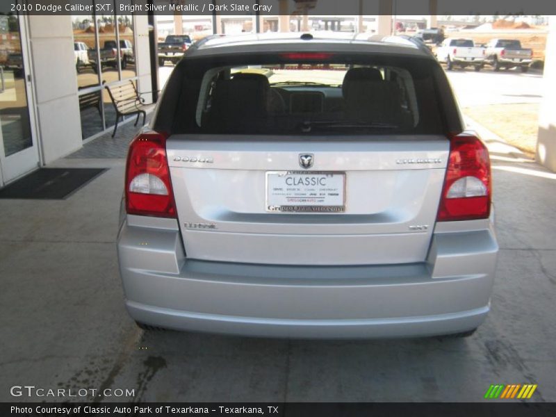 Bright Silver Metallic / Dark Slate Gray 2010 Dodge Caliber SXT