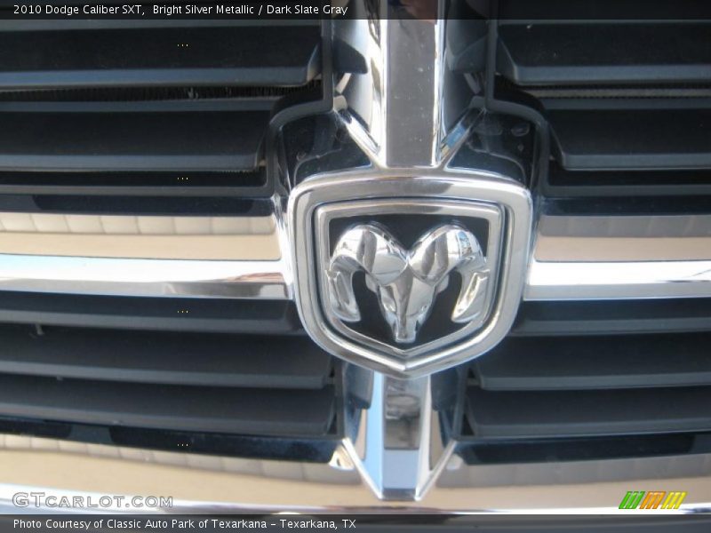 Bright Silver Metallic / Dark Slate Gray 2010 Dodge Caliber SXT