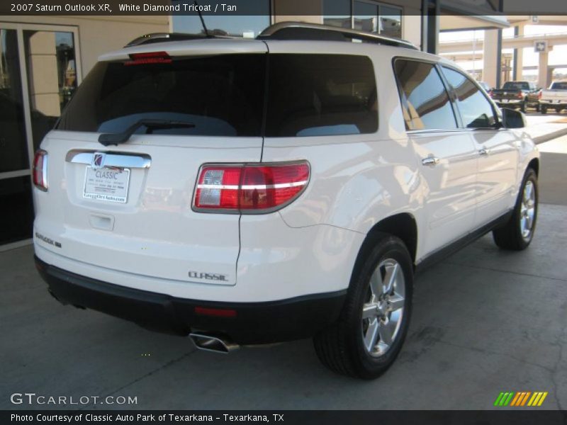 White Diamond Tricoat / Tan 2007 Saturn Outlook XR