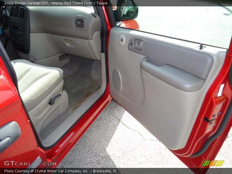 Door Panel of 2003 Caravan SXT
