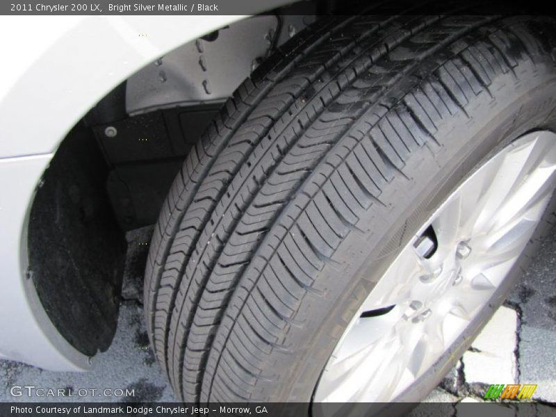 Bright Silver Metallic / Black 2011 Chrysler 200 LX