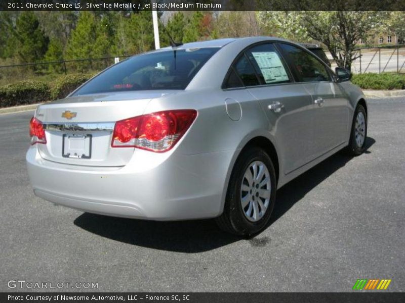 Silver Ice Metallic / Jet Black/Medium Titanium 2011 Chevrolet Cruze LS