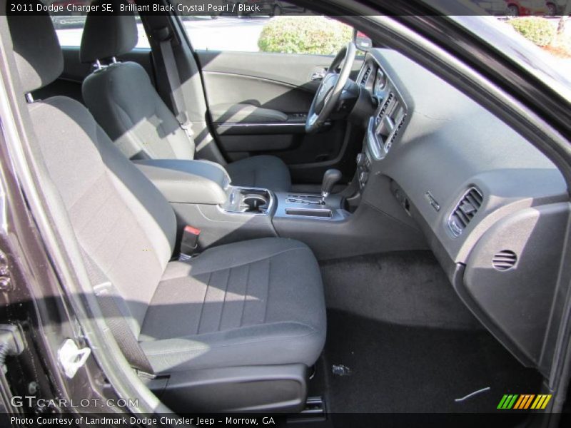 Brilliant Black Crystal Pearl / Black 2011 Dodge Charger SE