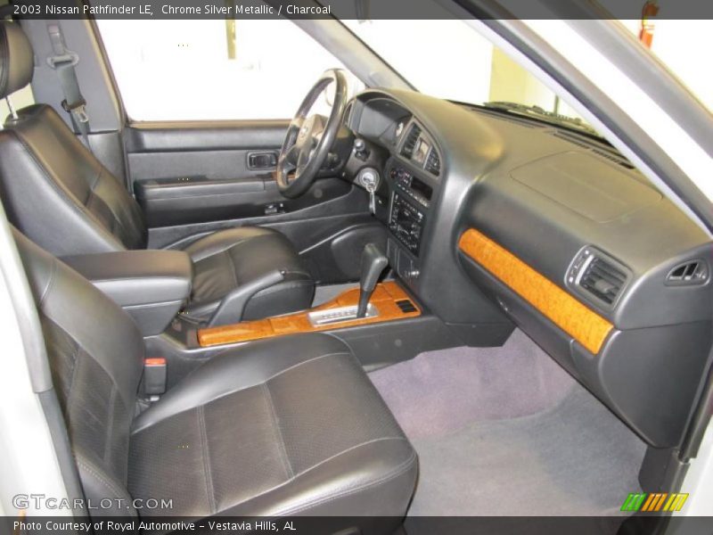 Chrome Silver Metallic / Charcoal 2003 Nissan Pathfinder LE